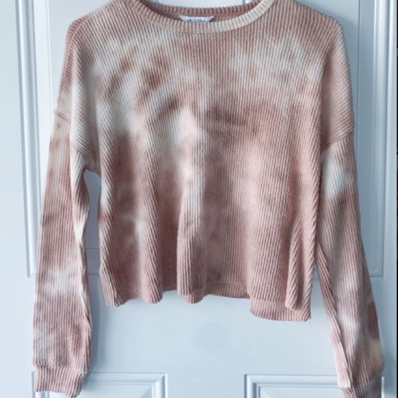 Pink and white sweater top - Picture 1 of 2
